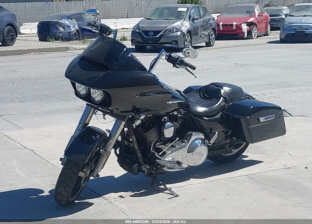 2016 HARLEY-DAVIDSON FLTRXS ROAD GLIDE SPECIAL VIN: 1HD1KTM15GB670434