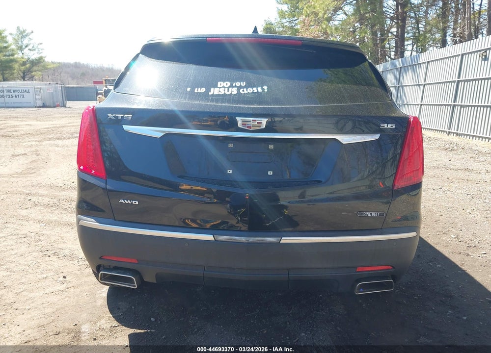 2017 CADILLAC XT5 LUXURY VIN: 1GYKNDRS3HZ324213