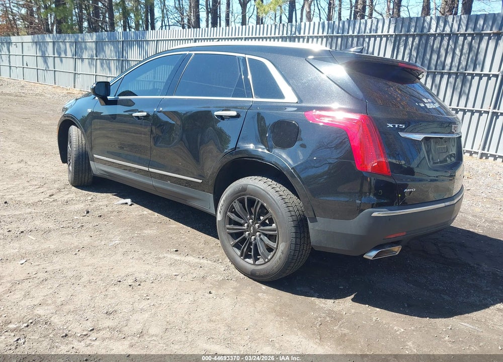 2017 CADILLAC XT5 LUXURY VIN: 1GYKNDRS3HZ324213