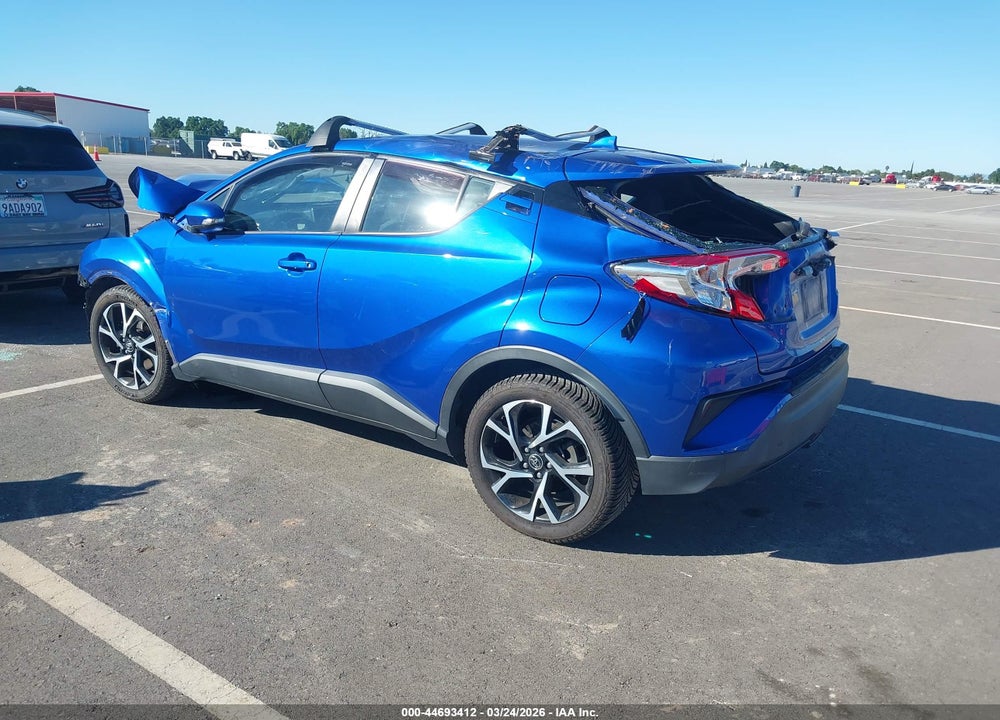 2018 TOYOTA C-HR XLE PREMIUM VIN: NMTKHMBX4JR032207