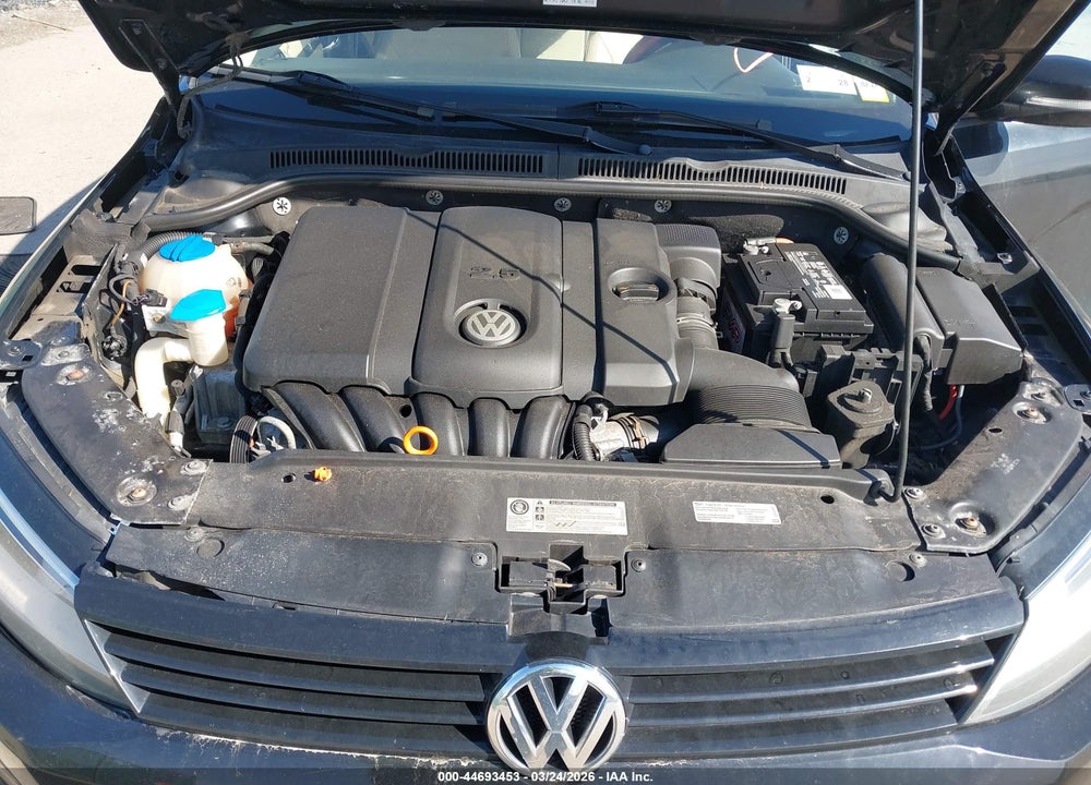 2012 VOLKSWAGEN JETTA 2.5L SE VIN: 3VWDP7AJ3CM470552