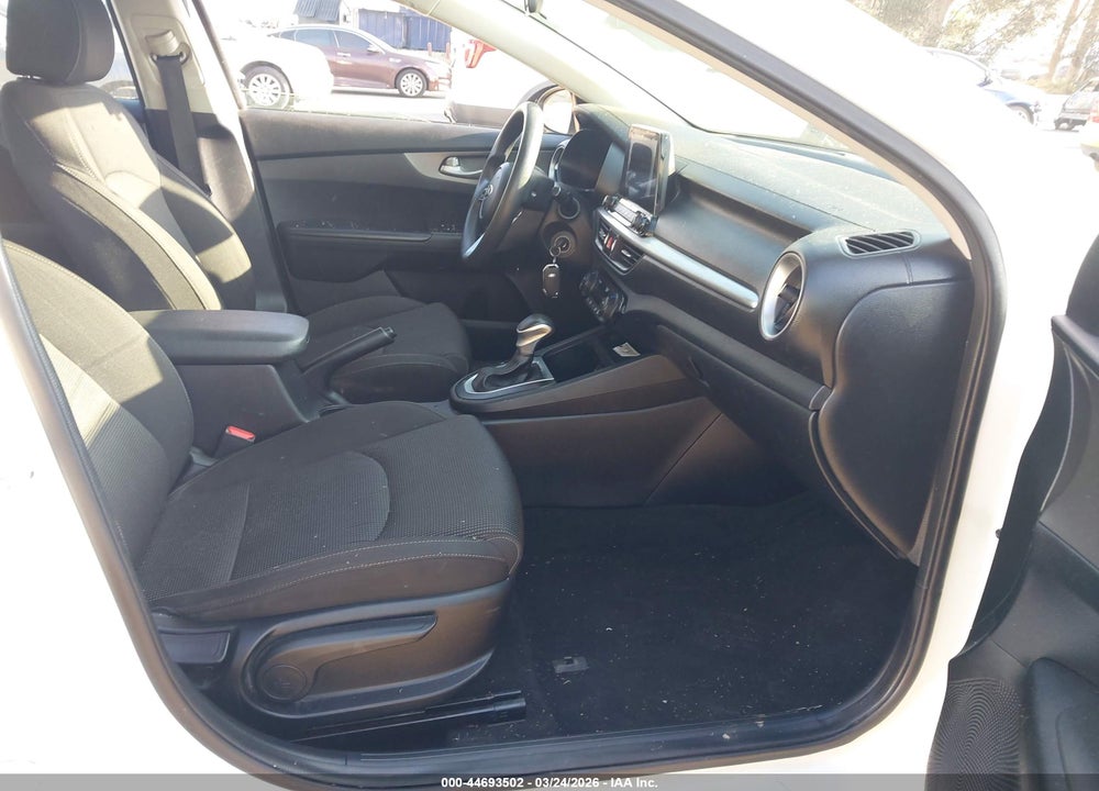 2019 KIA FORTE FE VIN: 3KPF24AD3KE014594