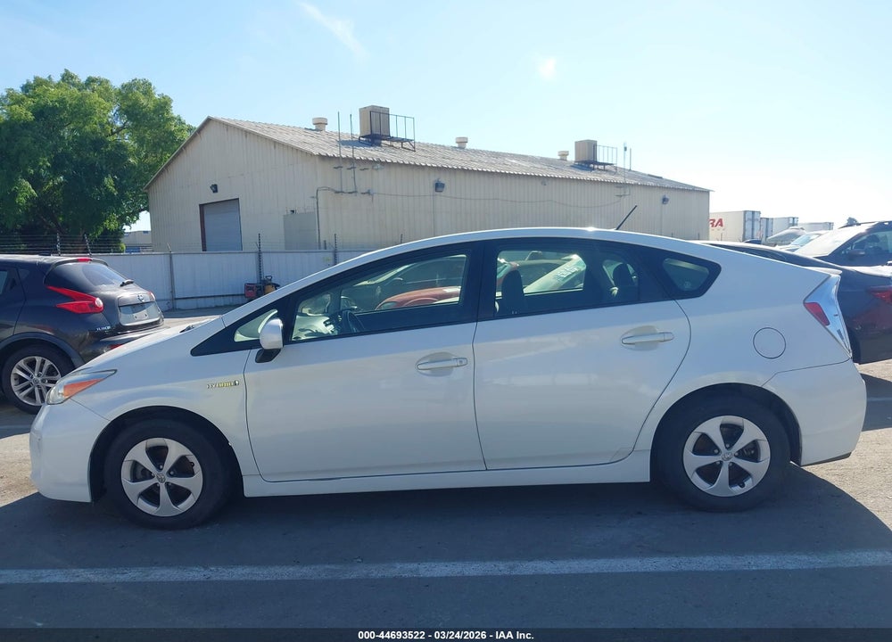 2013 TOYOTA PRIUS THREE VIN: JTDKN3DU3D5597226