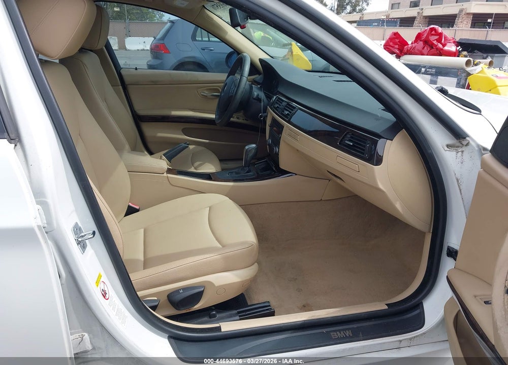 2008 BMW 328I VIN: WBAVC53528FZ86588