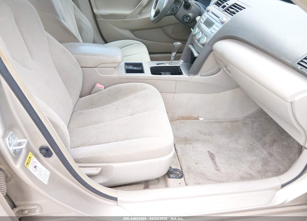 2009 TOYOTA CAMRY LE VIN: 4T1BE46K99U264958
