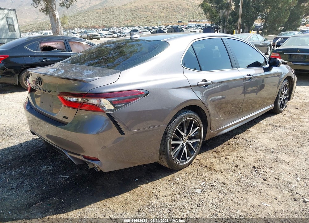 2022 TOYOTA CAMRY SE VIN: 4T1G11AK2NU634620