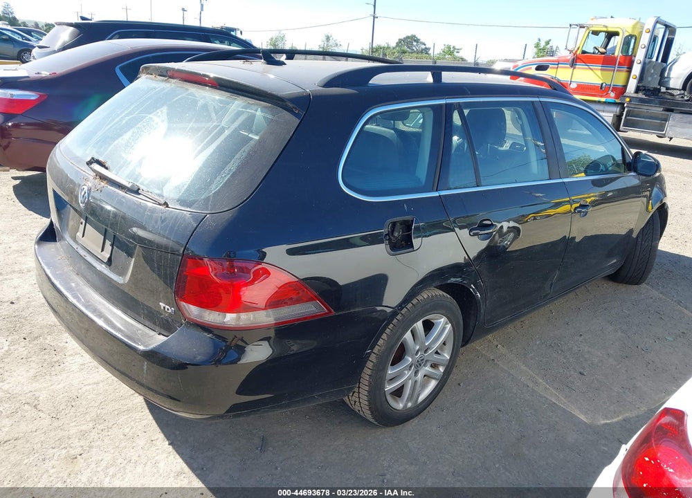 2013 VOLKSWAGEN JETTA SPORTWAGEN 2.0L TDI VIN: 3VWPL7AJXDM694511