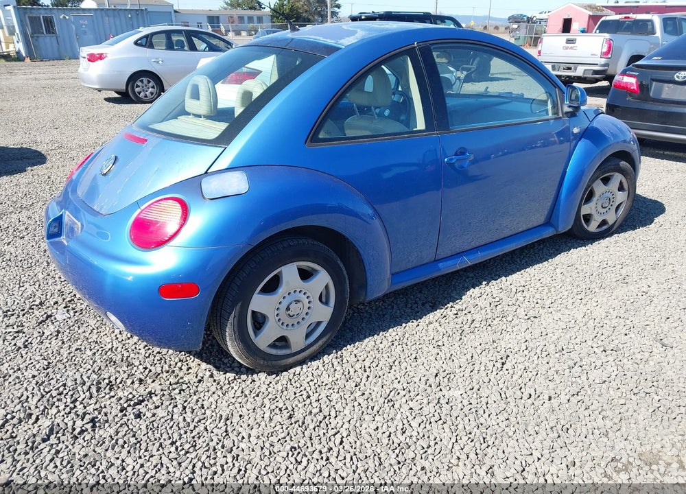 2000 VOLKSWAGEN NEW BEETLE GLX VIN: 3VWDD21C2YM444013