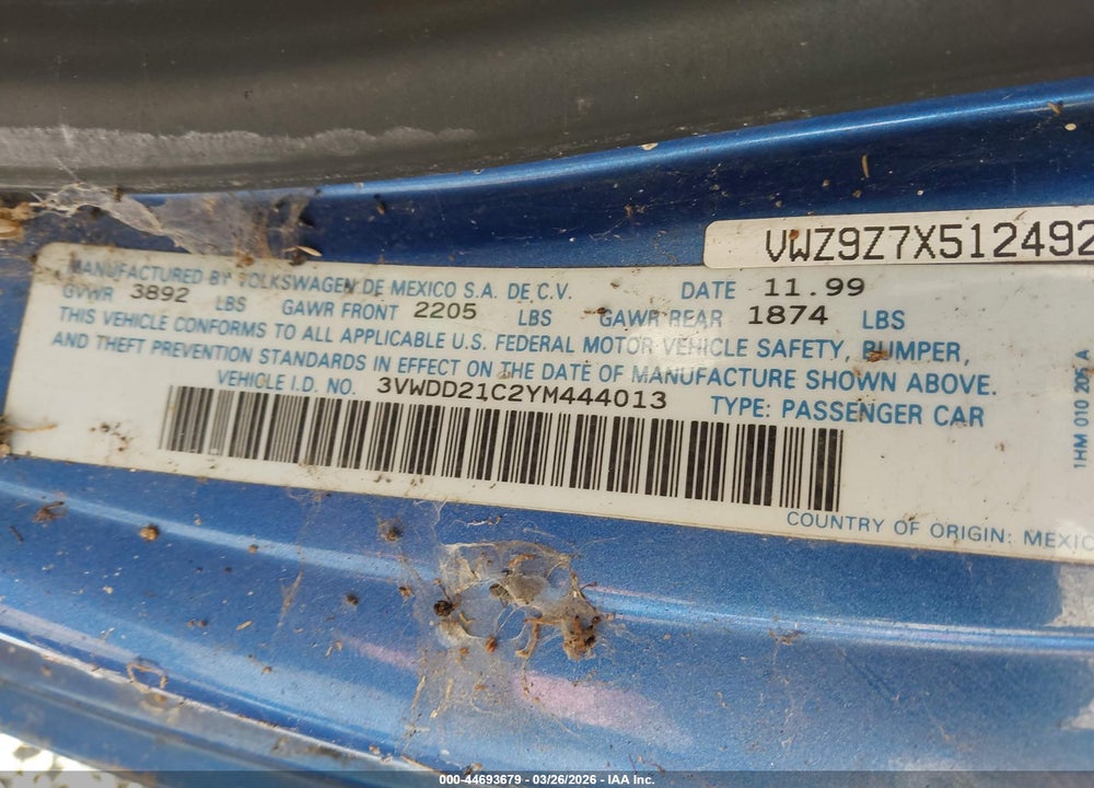 2000 VOLKSWAGEN NEW BEETLE GLX VIN: 3VWDD21C2YM444013