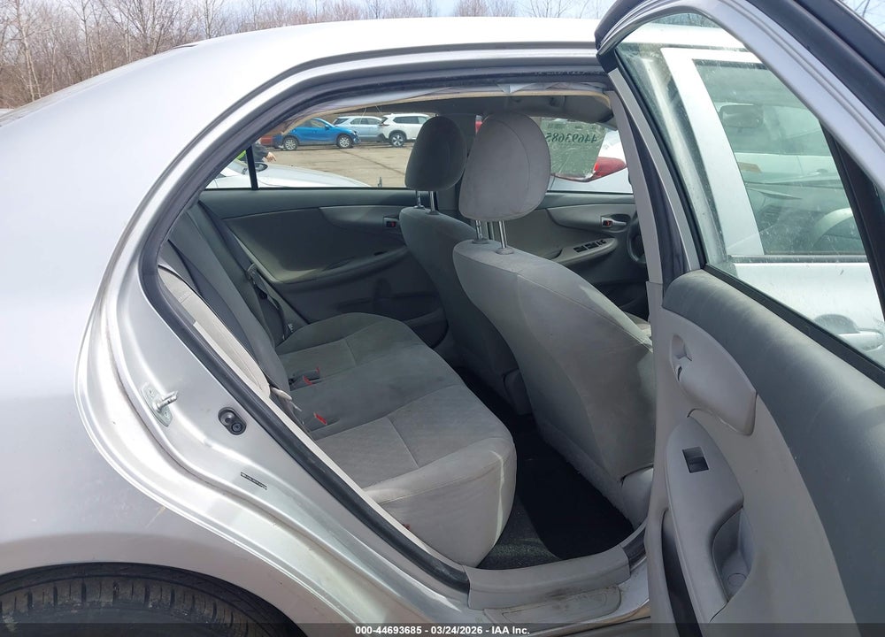 2009 TOYOTA COROLLA LE VIN: JTDBL40E09J049788