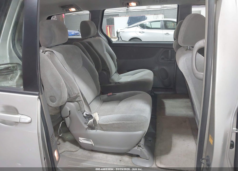 2006 TOYOTA SIENNA CE VIN: 5TDZA23C16S443124