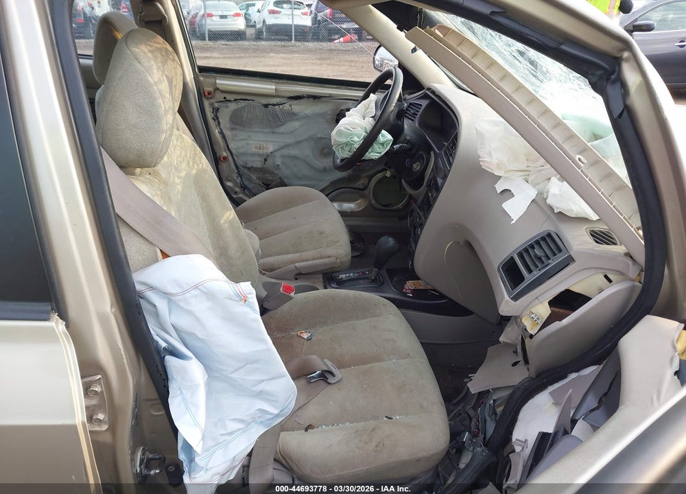 2003 HYUNDAI ELANTRA GLS/GT VIN: KMHDN45DX3U600216