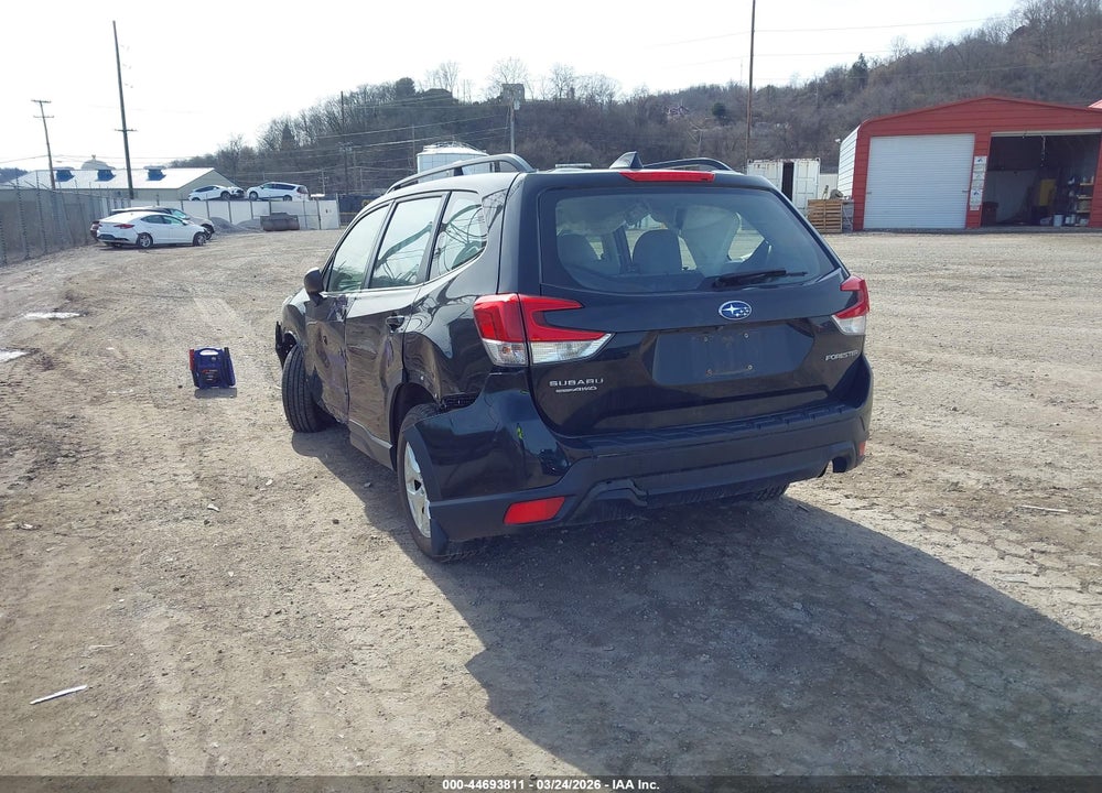 2019 SUBARU FORESTER VIN: JF2SKACC9KH443946