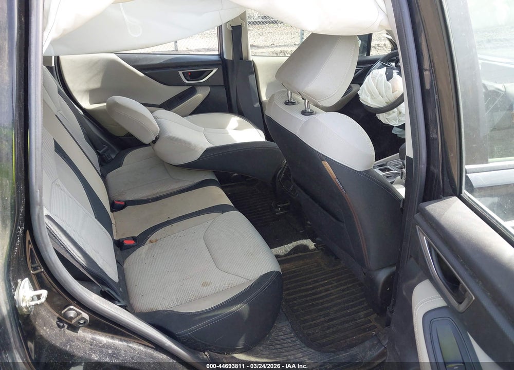 2019 SUBARU FORESTER VIN: JF2SKACC9KH443946