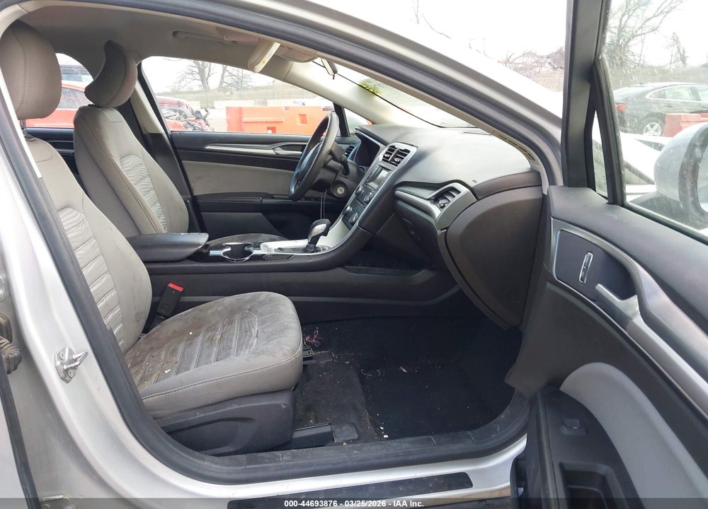 2016 FORD FUSION S VIN: 3FA6P0G78GR388863