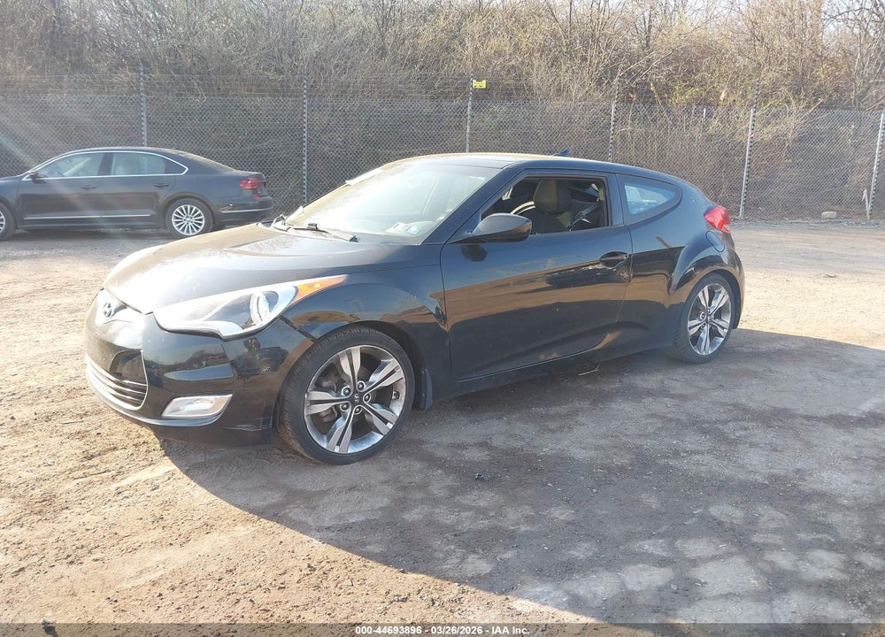 2017 HYUNDAI VELOSTER VALUE EDITION VIN: KMHTC6AD1HU321523