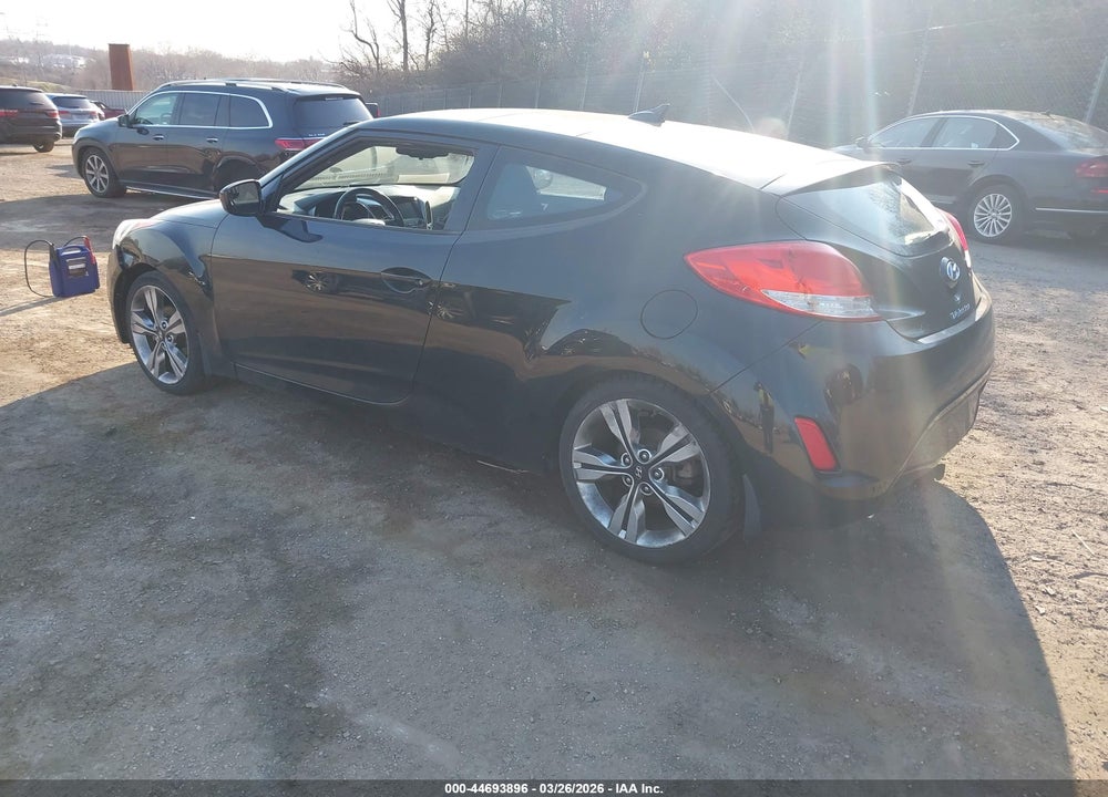 2017 HYUNDAI VELOSTER VALUE EDITION VIN: KMHTC6AD1HU321523