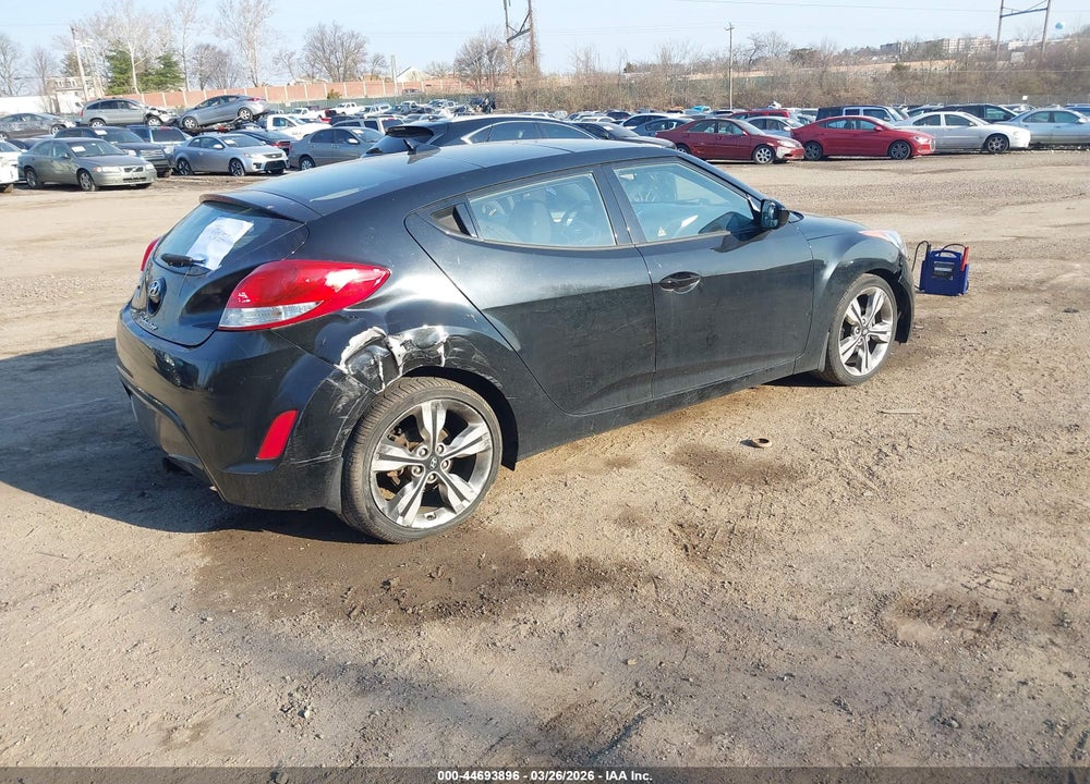 2017 HYUNDAI VELOSTER VALUE EDITION VIN: KMHTC6AD1HU321523