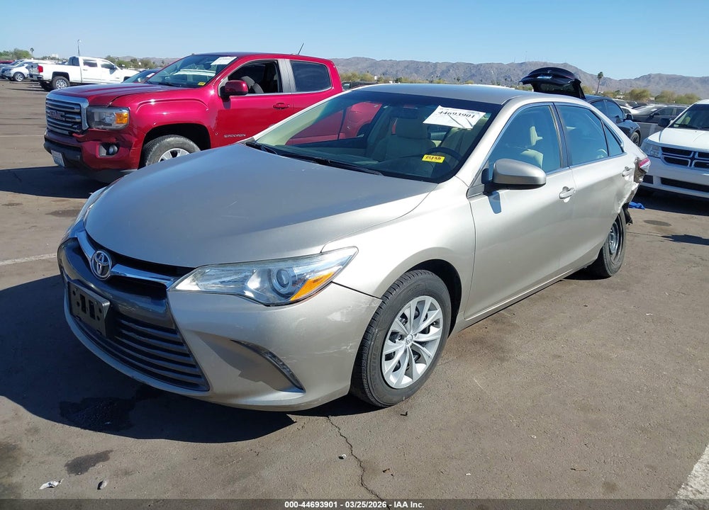 2015 TOYOTA CAMRY LE VIN: 4T1BF1FK7FU003884