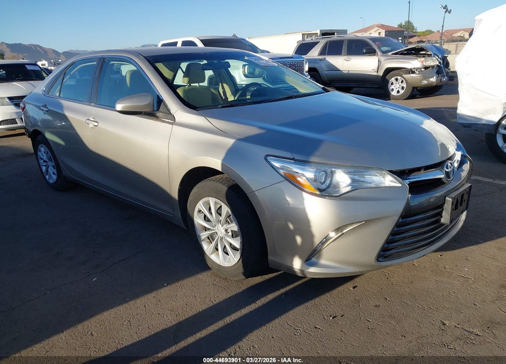 2015 TOYOTA CAMRY LE VIN: 4T1BF1FK7FU003884