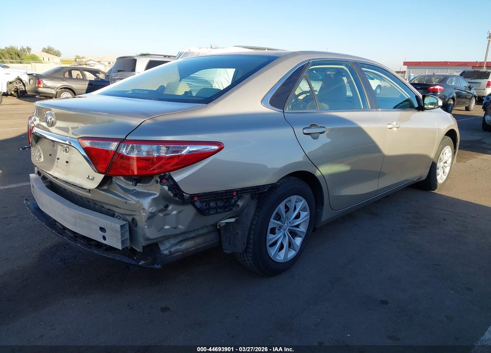 2015 TOYOTA CAMRY LE VIN: 4T1BF1FK7FU003884