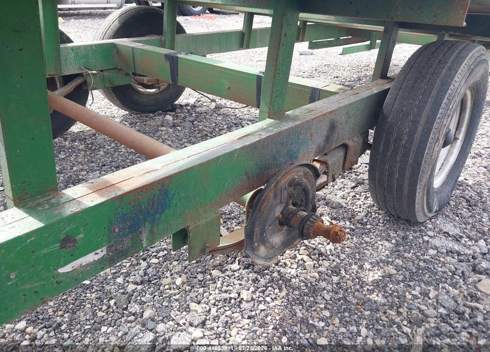 2000 APPALACIAN 48' WEDGE CAR TRAILER VIN: 1SPFW4838Y1000940