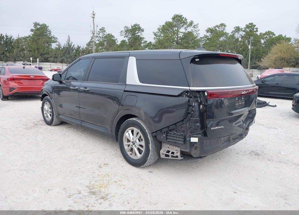 2023 KIA CARNIVAL MPV LX SEAT PACKAGE VIN: KNDNB4H34P6278297
