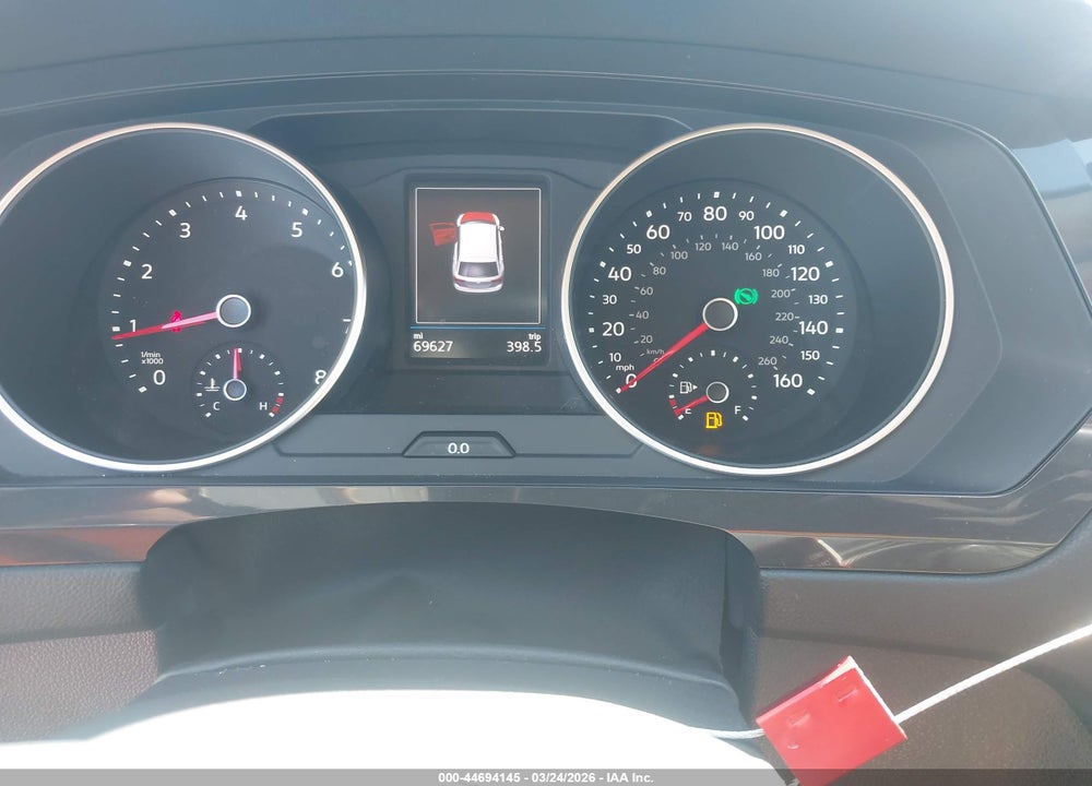 2018 VOLKSWAGEN TIGUAN 2.0T SE/2.0T SEL VIN: 3VV2B7AX1JM203180