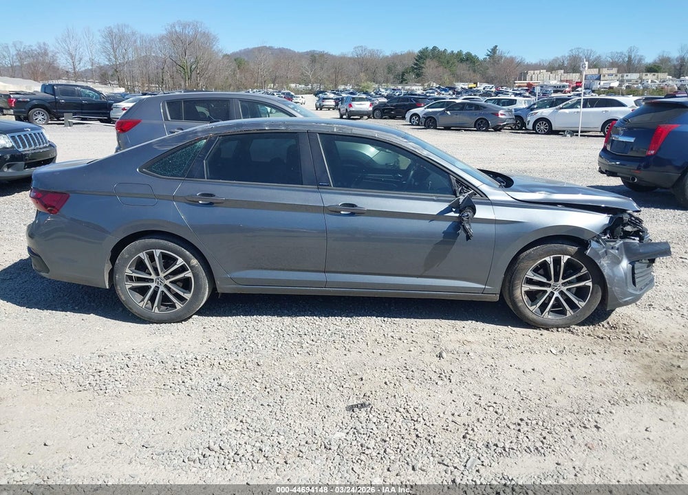 2024 VOLKSWAGEN JETTA 1.5T SPORT VIN: 3VWBM7BU0RM005745