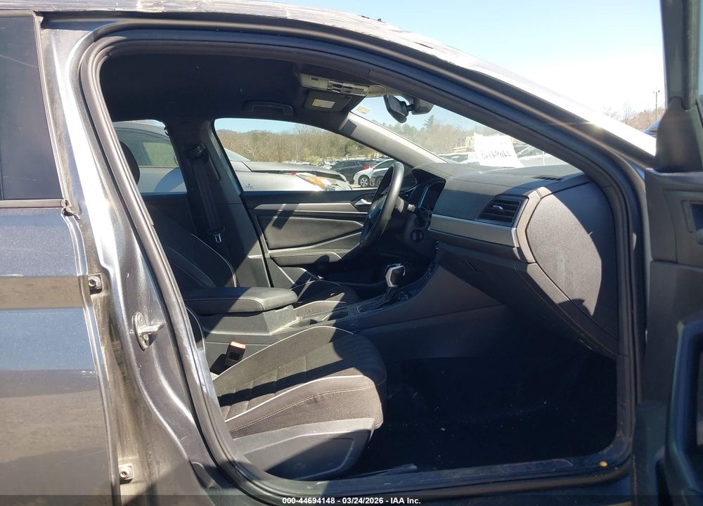 2024 VOLKSWAGEN JETTA 1.5T SPORT VIN: 3VWBM7BU0RM005745