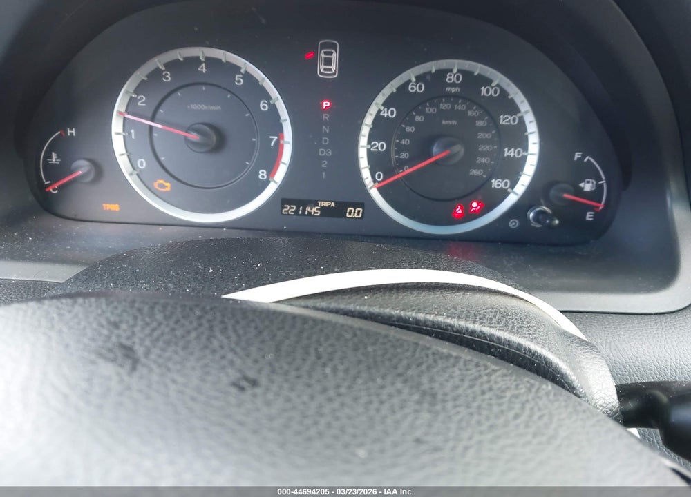 2010 HONDA ACCORD 2.4 EX-L VIN: 1HGCP2F83AA081820