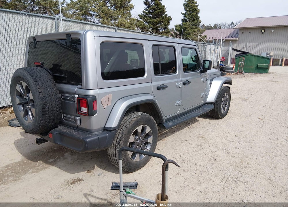2018 JEEP WRANGLER UNLIMITED SAHARA 4X4 VIN: 1C4HJXENXJW203800
