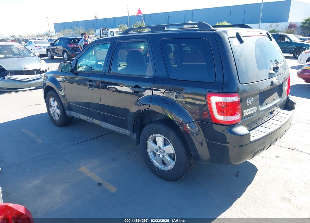2011 FORD ESCAPE XLT VIN: 1FMCU0D77BKB65586