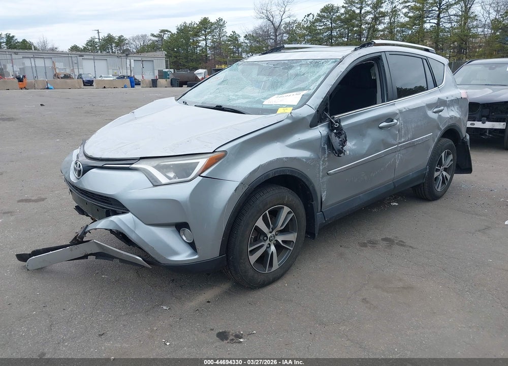 2016 TOYOTA RAV4 XLE VIN: 2T3RFREV5GW437707