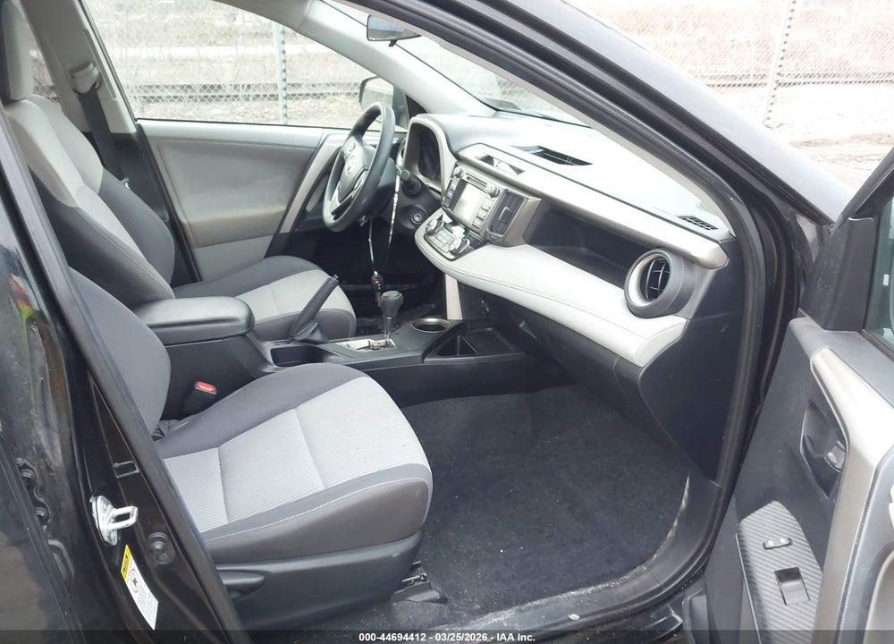 2013 TOYOTA RAV4 XLE VIN: 2T3RFREV4DW042722