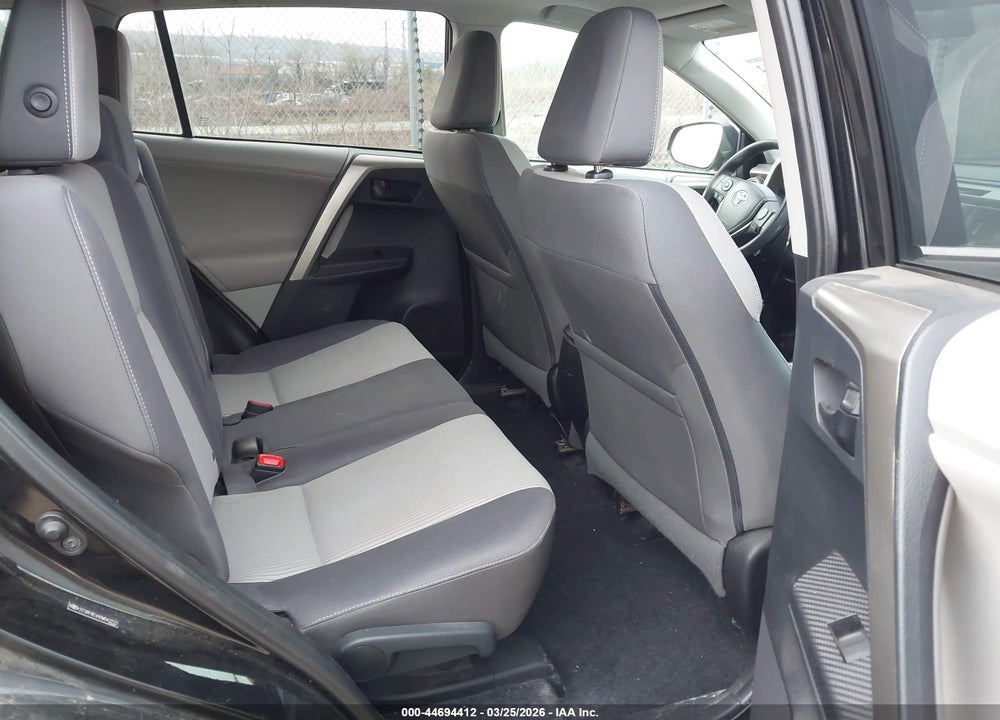 2013 TOYOTA RAV4 XLE VIN: 2T3RFREV4DW042722