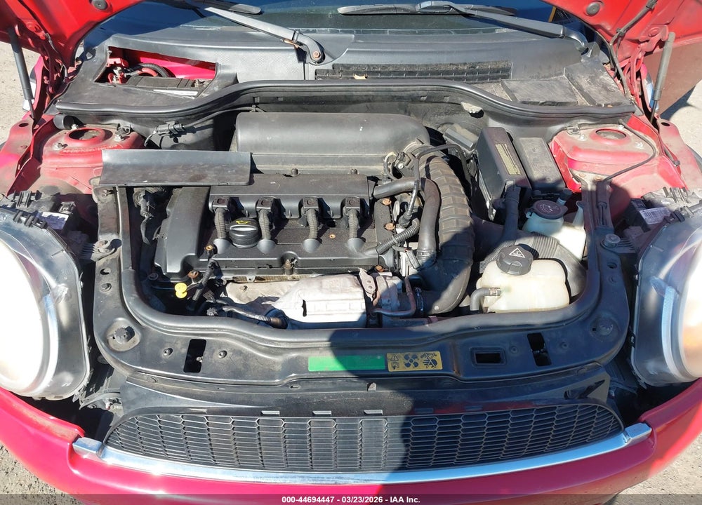 2010 MINI COOPER S VIN: WMWMF7C56ATW89197