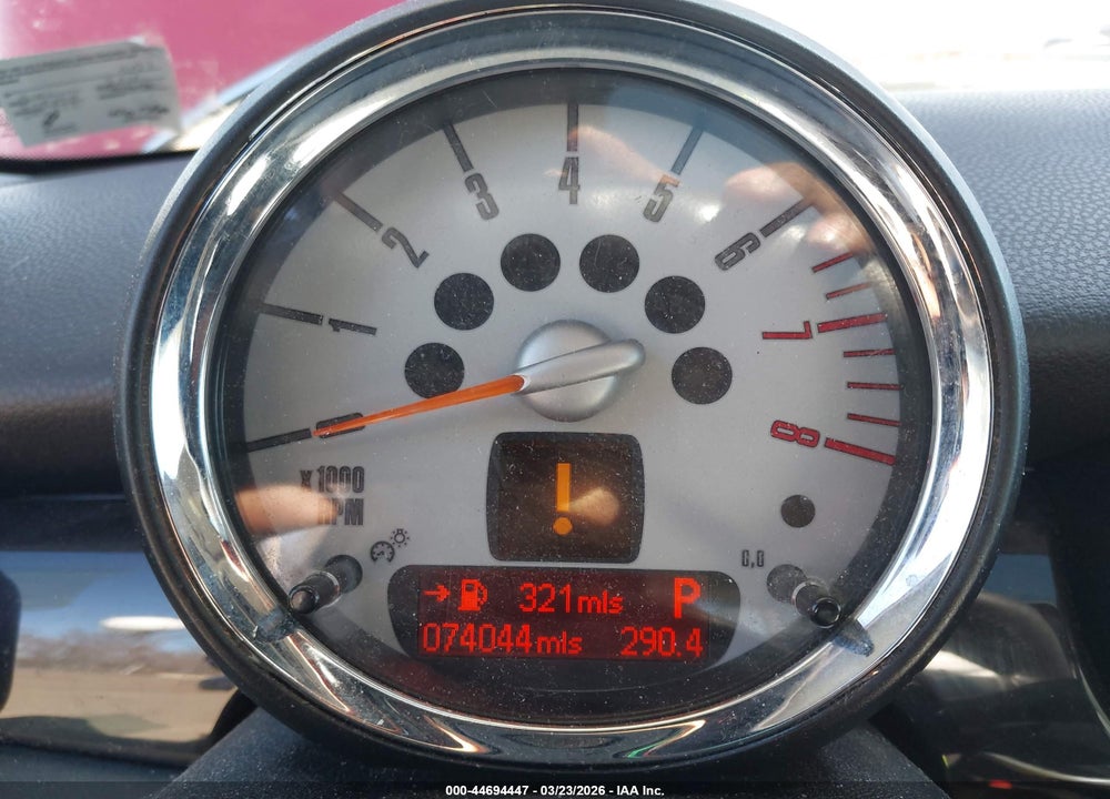 2010 MINI COOPER S VIN: WMWMF7C56ATW89197