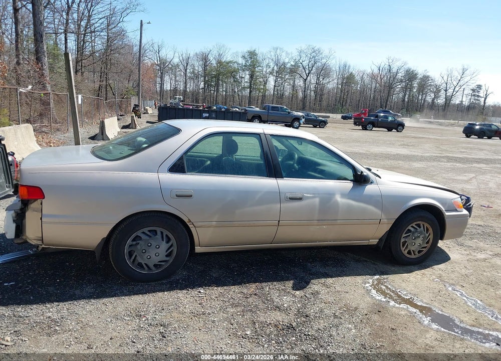2000 TOYOTA CAMRY LE VIN: 4T1BG28K4YU998319