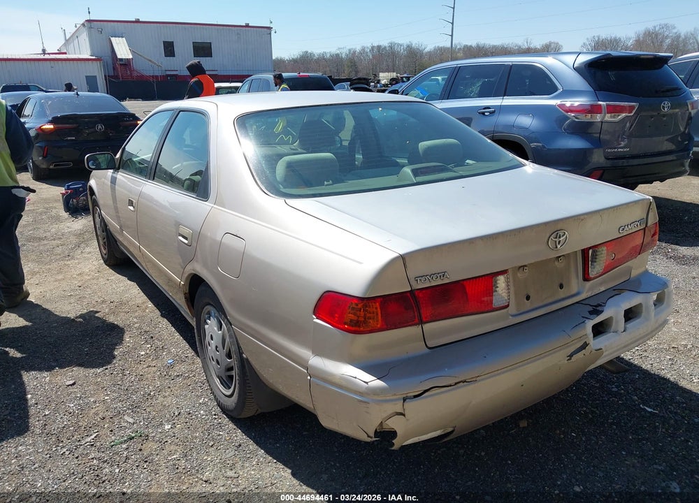 2000 TOYOTA CAMRY LE VIN: 4T1BG28K4YU998319