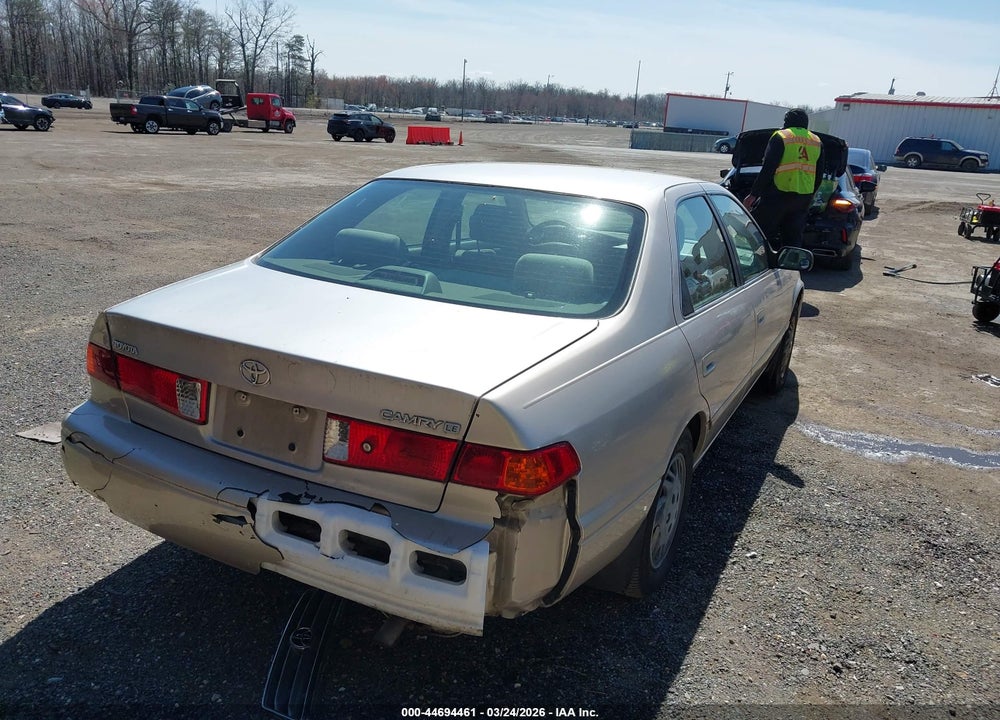 2000 TOYOTA CAMRY LE VIN: 4T1BG28K4YU998319