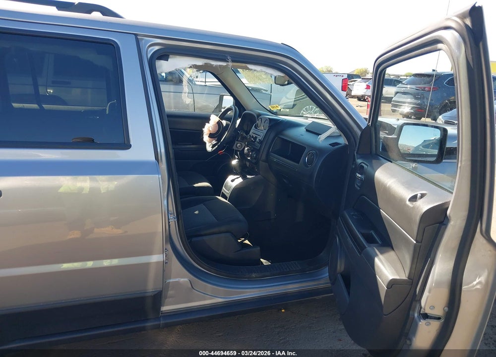 2016 JEEP PATRIOT SPORT VIN: 1C4NJPBA9GD670098