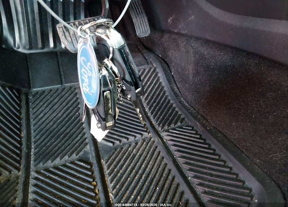 2013 FORD FUSION SE VIN: 3FA6P0HR8DR382766