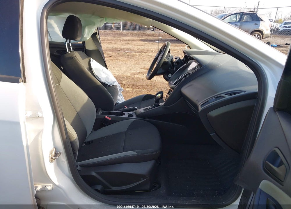 2013 FORD FOCUS S VIN: 1FADP3E24DL275938