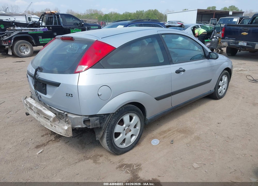 2001 FORD FOCUS ZX3 VIN: 3FAFP31351R243973