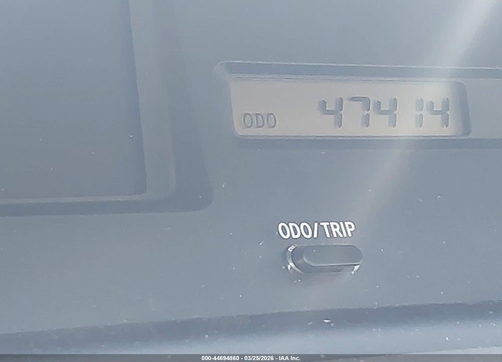2003 TOYOTA AVALON XL VIN: 4T1BF28B73U304105