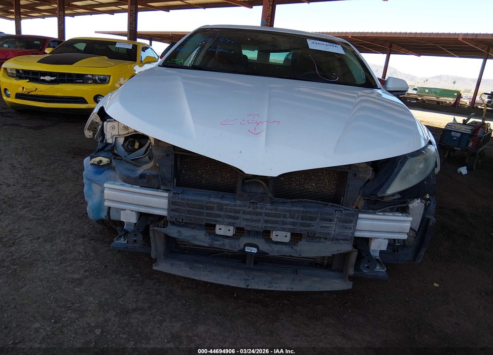 2014 LINCOLN MKZ VIN: 3LN6L2G9XER829355