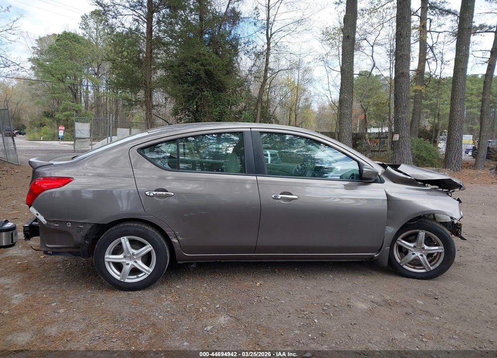 2015 NISSAN VERSA 1.6 SV VIN: 3N1CN7AP4FL818087