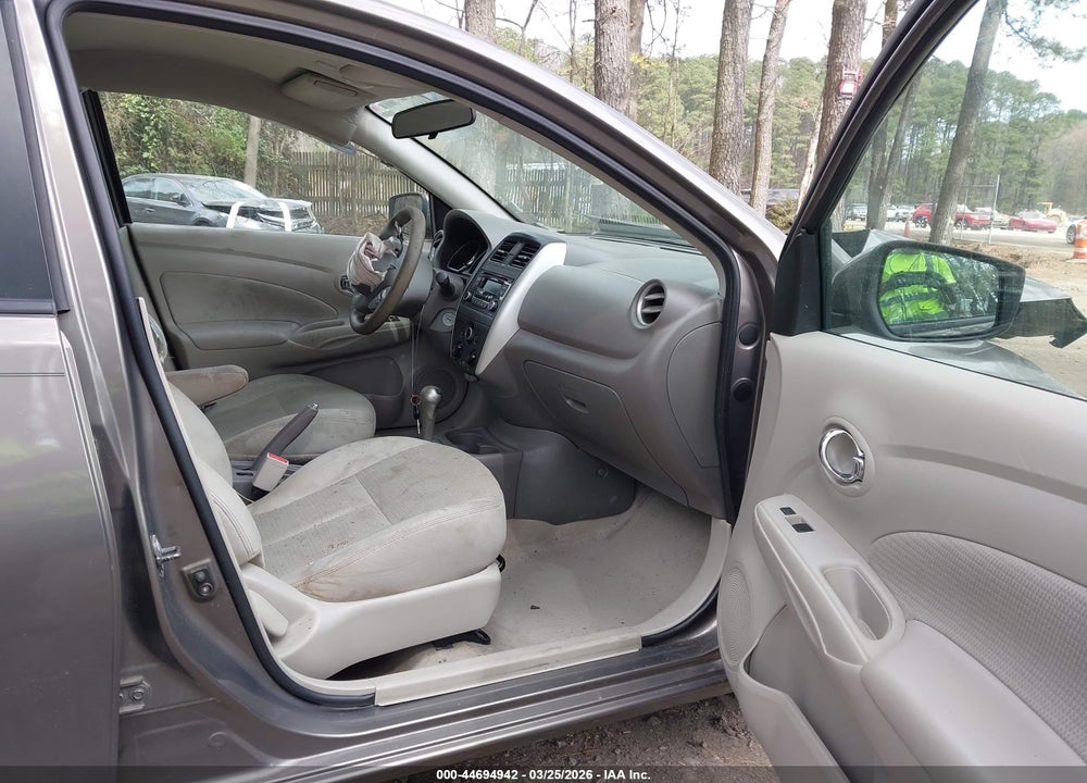 2015 NISSAN VERSA 1.6 SV VIN: 3N1CN7AP4FL818087