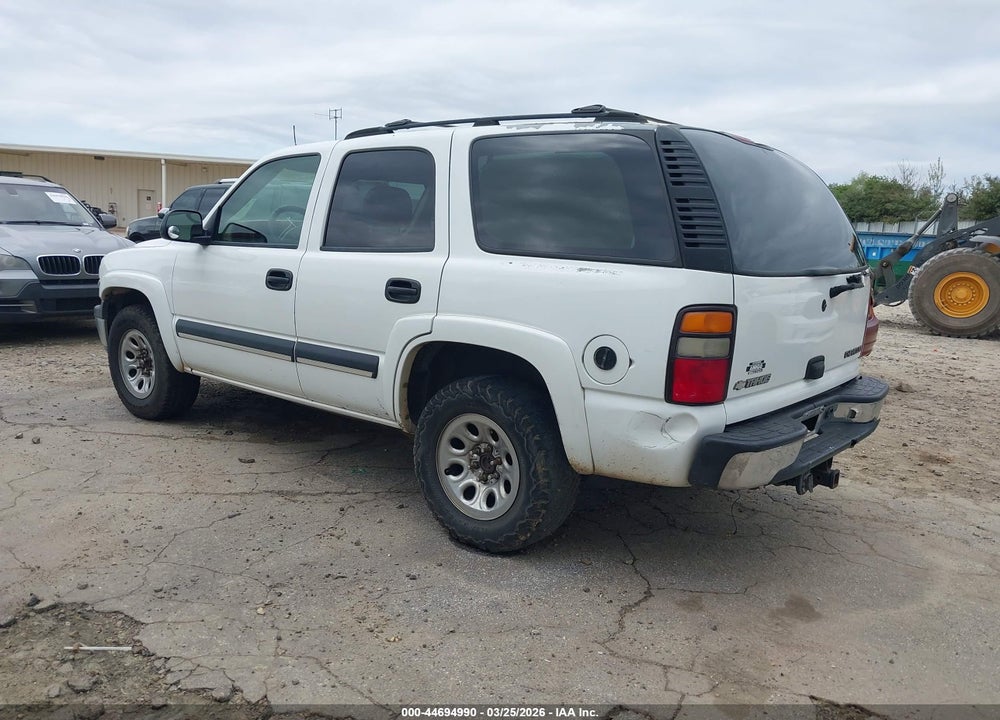 2004 CHEVROLET TAHOE LS VIN: 1GNEC13ZX4J125835